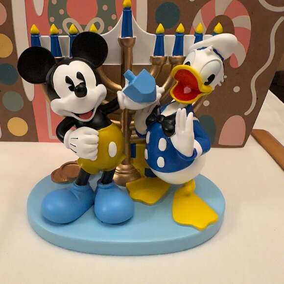 NEW Disney Mickey & Donald Hanukkah Menorah Figurine Dreidel Statue Rare LgResin - Picture 2 of 8